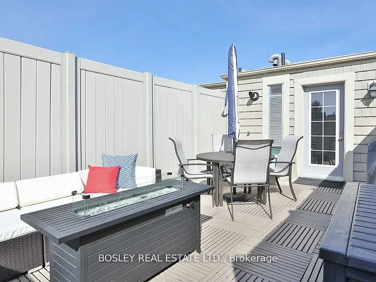 45 Hargrave Ln #148 — Photo 30