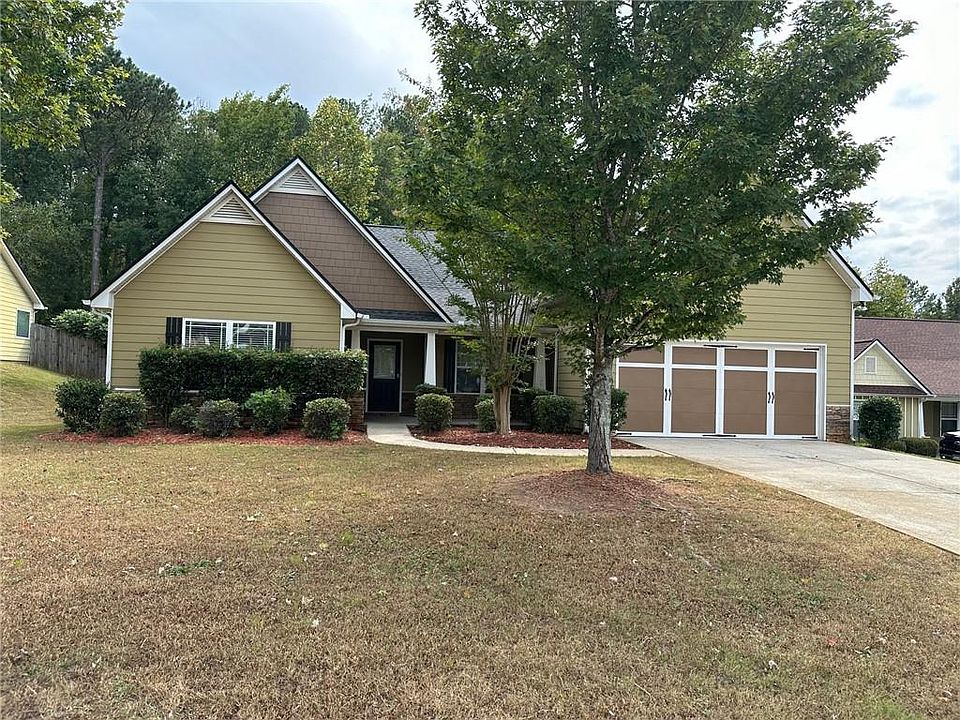 1st image of 443 Castle Top Ln
