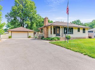 923 112th Ave NW, Coon Rapids, MN 55448
