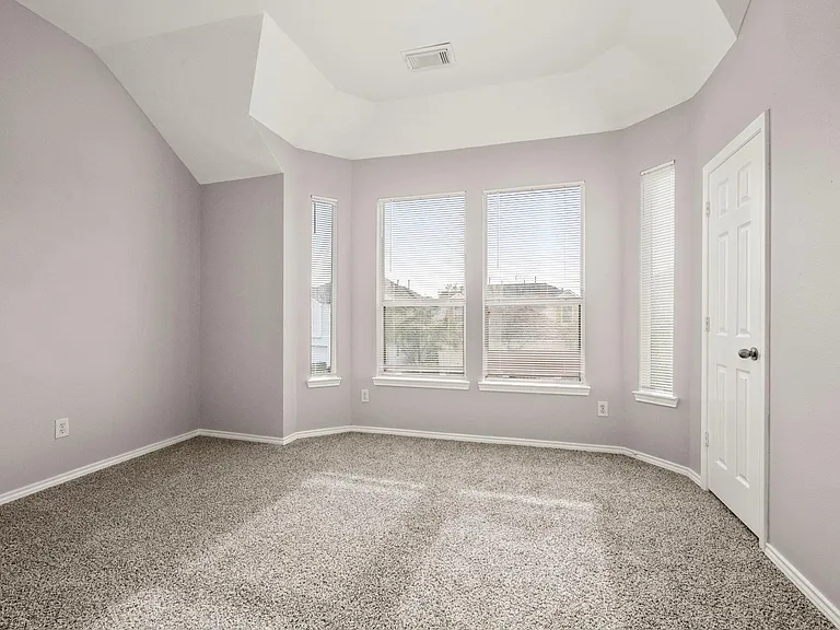 16546 Pentonshire Ln — Photo 13