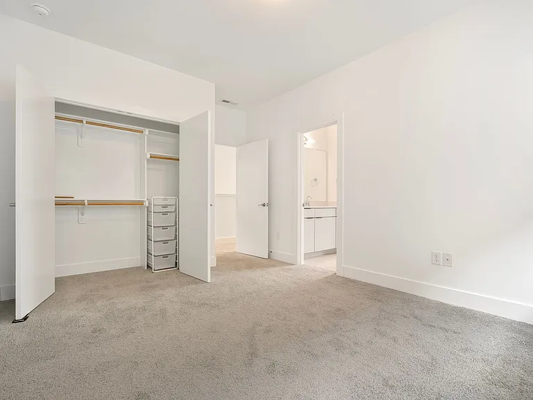 46 Rosedale Way — Photo 17