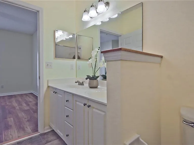8102 Woodland Ln #8102 — Photo 27