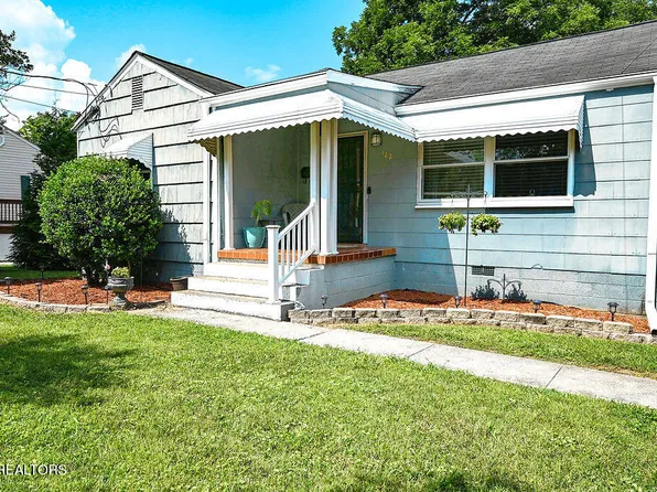 122 Salem Rd, Oak Ridge, TN 37830