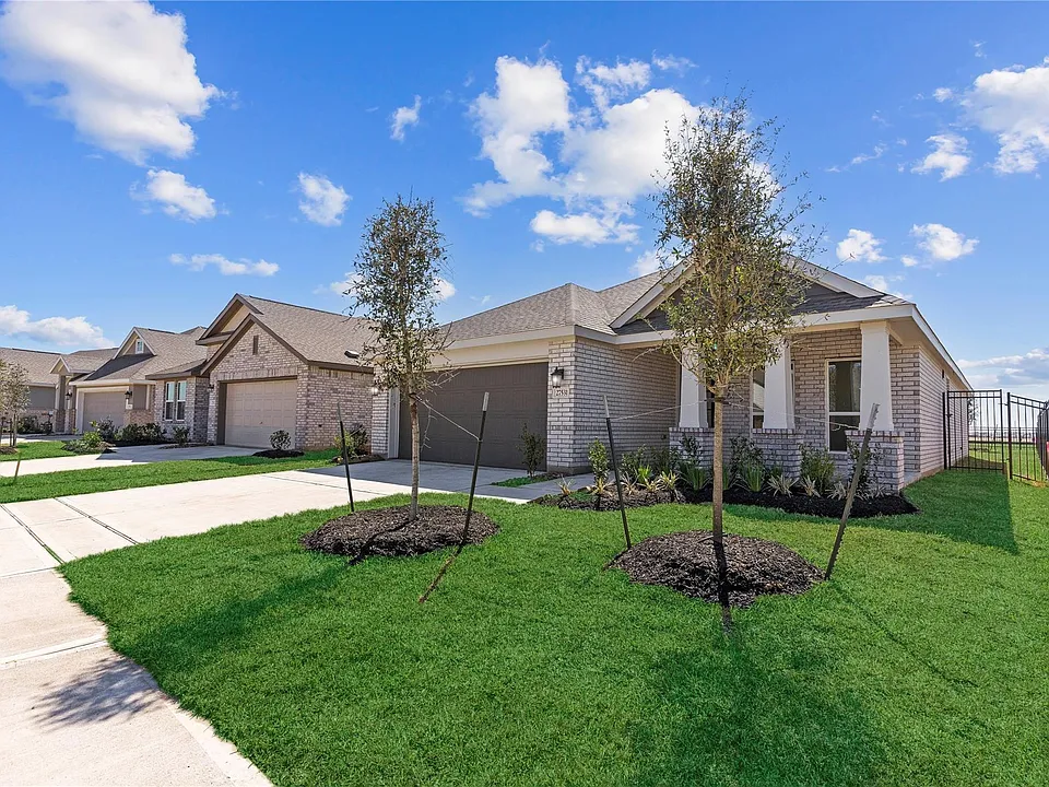 27531 Sunterra Village Dr
