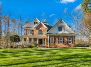 3810 Summit Lakes Dr, Browns Summit, NC 27214