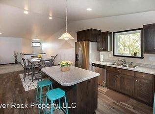 3810 31st St S, Moorhead, MN