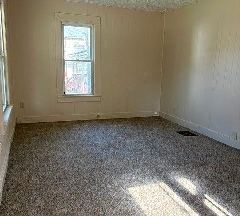 3rd image of 524 & 526 Gage St