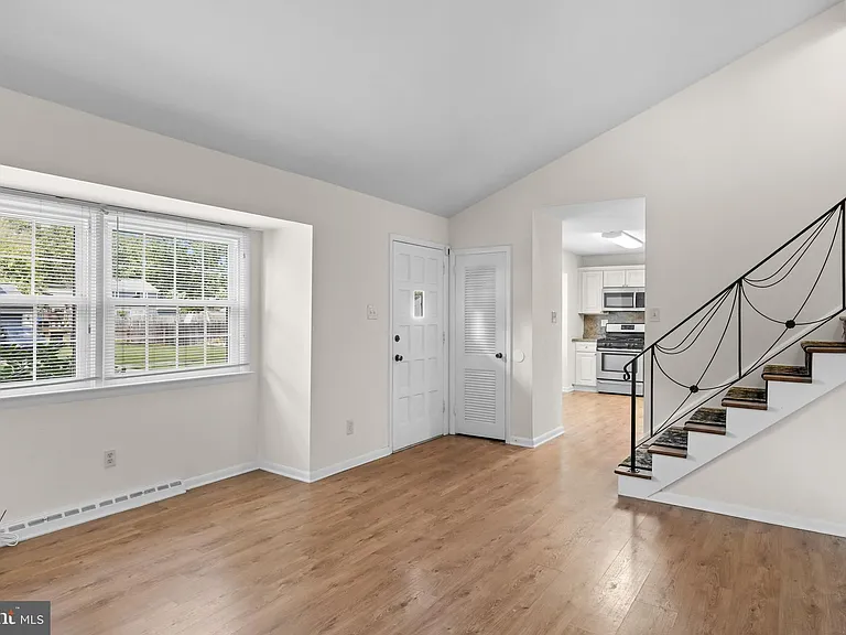 334 Cleveland Ave — Photo 3