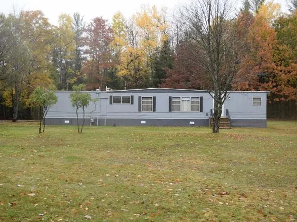 4140 N Shore Dr, Rhinelander, WI 54501