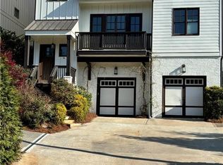 94 Oxbo Rd, Roswell, GA 30075