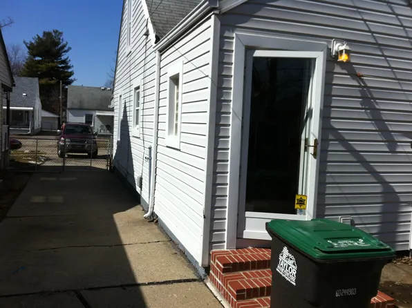 6101 Fellrath St, Taylor, MI 48180