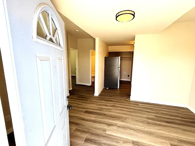 525 W 8th St #1 — Photo 3