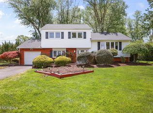 7 Kilmer Drive, Manalapan, NJ 07726