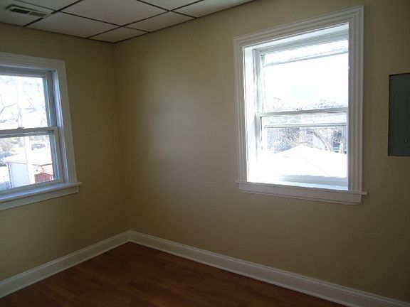 4th image of 4607 N Kennicott Ave #2