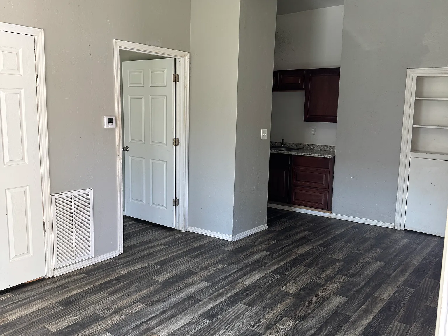 1 bed, $750 — Photo 2