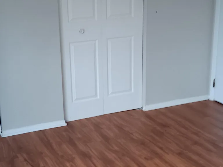 735 Southfield Ct — Photo 2