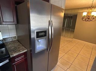 7250 San Castle Blvd, Lake Worth, FL 33462