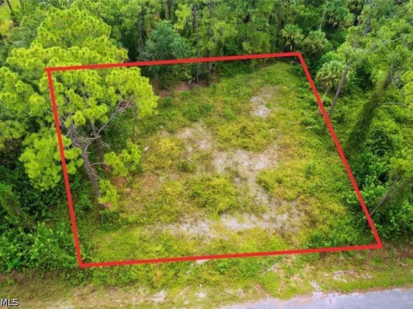 1116 Prospect Ave, Lehigh Acres, FL 33972