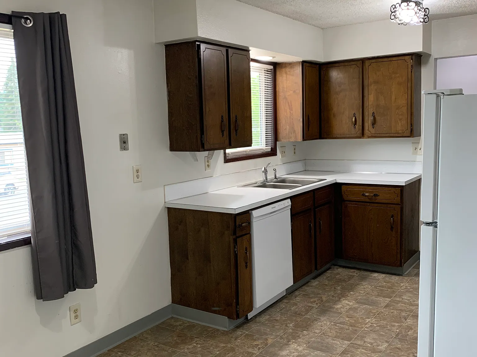 2 bed, $1,250 — Photo 4
