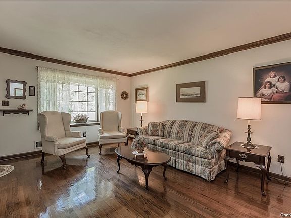 3rd image of 4 Avon Pl