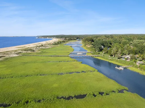 35 Cedar Crest Rd, Southampton, NY 11968