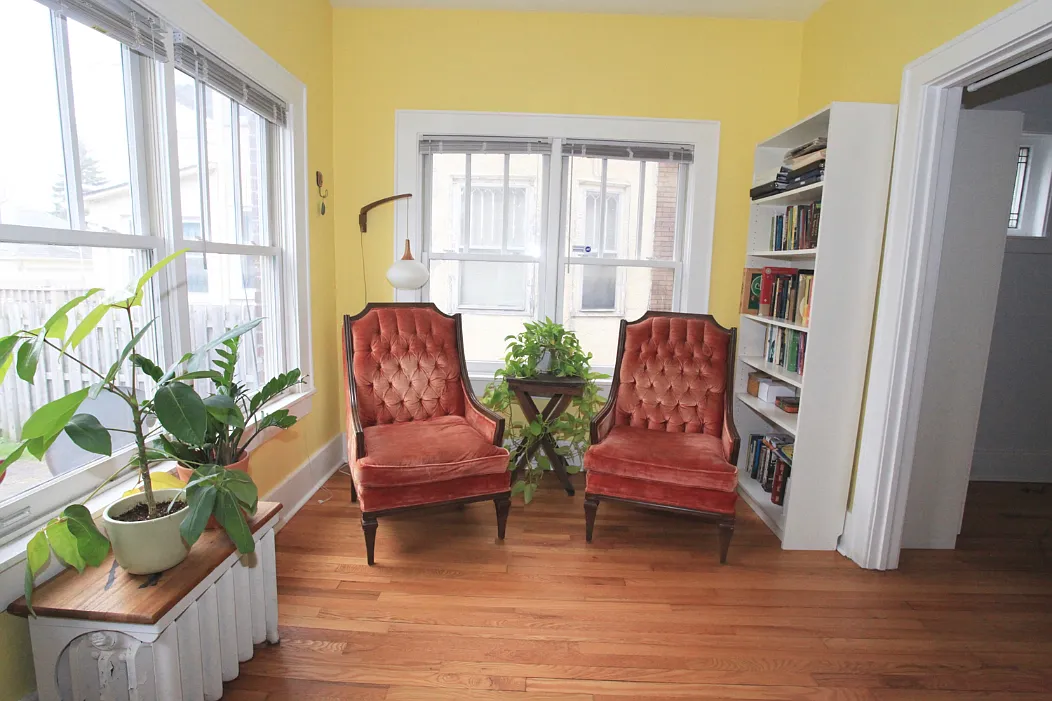 6 bed, 3000 sqft, $2,100 — Photo 4