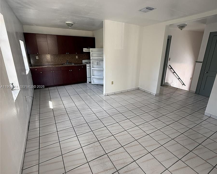 1st image of 1880 SW 9th St #2