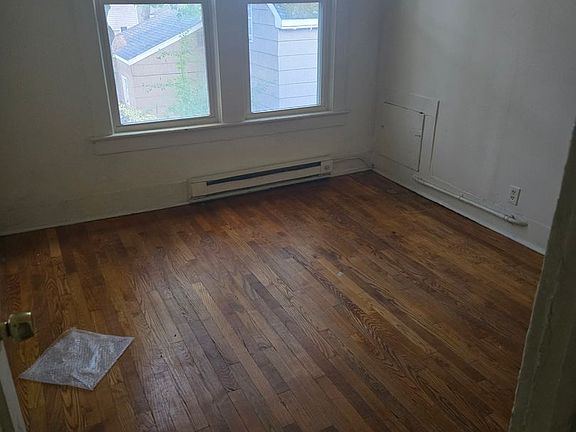 5th image of 610 Turtle St #3