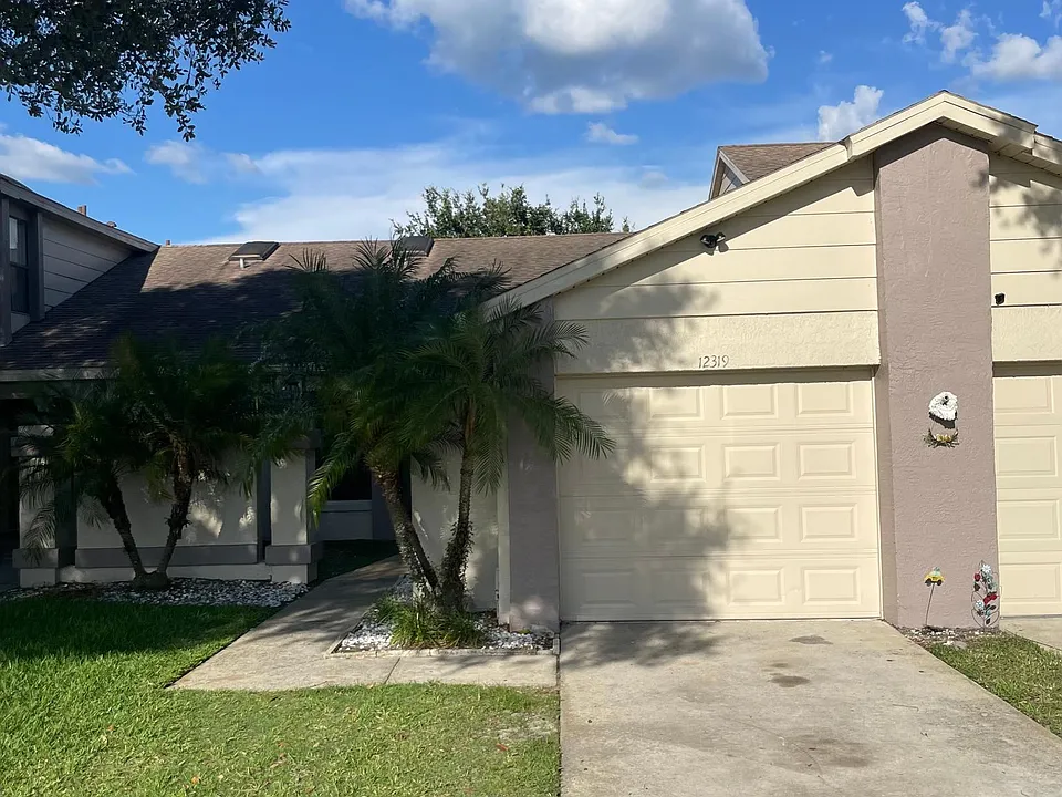 12319 Augusta Woods Ct