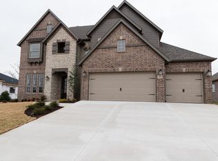 1640 W Lexington Pl, Centerton, AR 72719