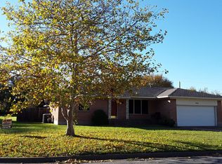 908 W Sycamore St, Sherman, TX 75092