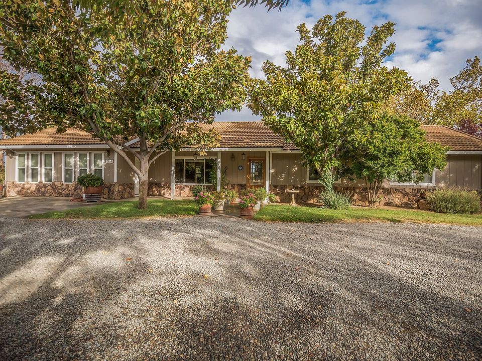 1st image of 7060 Shelton Ln