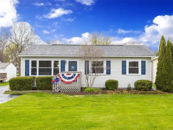 22 E Main St, Bloomfield, NY 14469