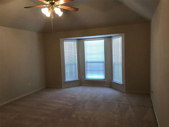 5th image of 1306 Woodmoor Dr