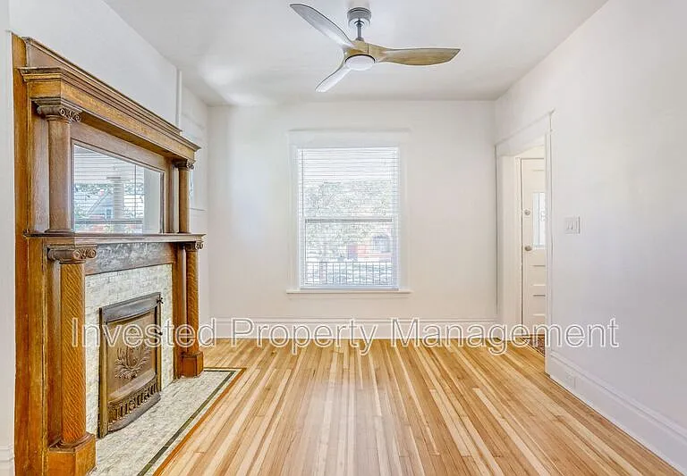 3027 N Hooker St — Photo 5