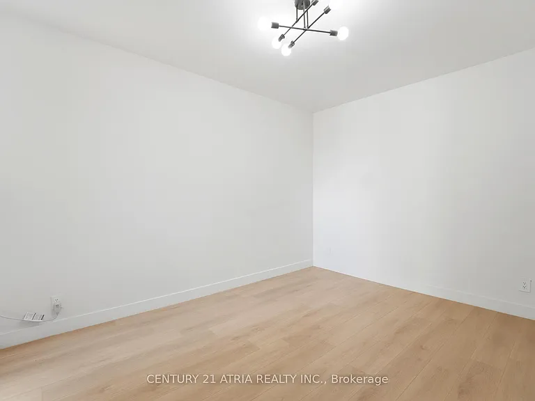 603 College St #2 — Photo 14