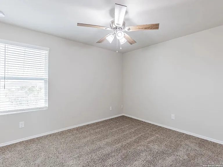 173 Damon Dr — Photo 10