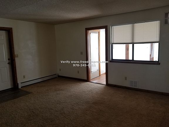 5th image of 558 1/2 Garfield Dr APT 3