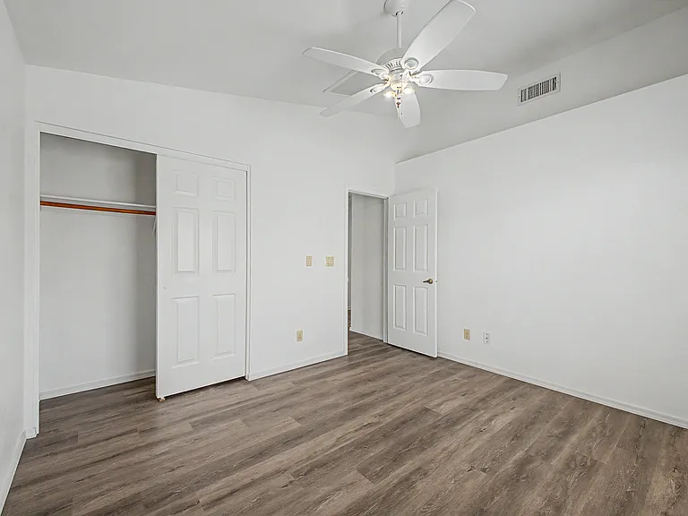 3103 N Meadow Ln — Photo 33