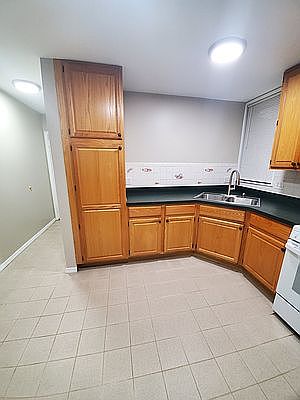 2nd image of 31-49 35th St #3R