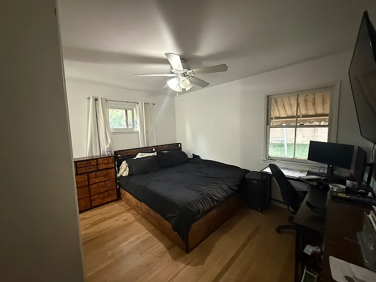 14833 Stanton Ave — Photo 17