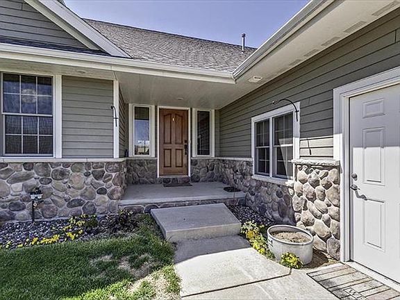 2nd image of 6170 Black Walnut Way