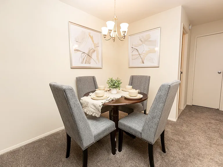 Dining room at Seminary Roundtop in Lutherville-Timonium