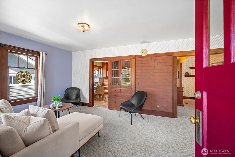 4th image of 1140 Grant Street