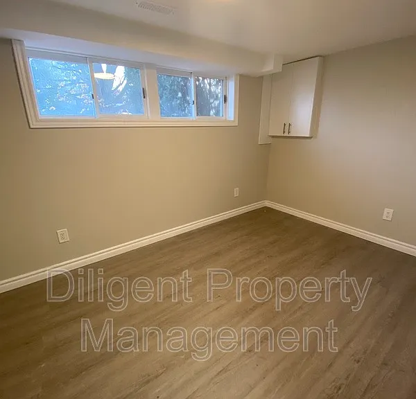 1528 Redwood Dr #LOWER — Photo 4