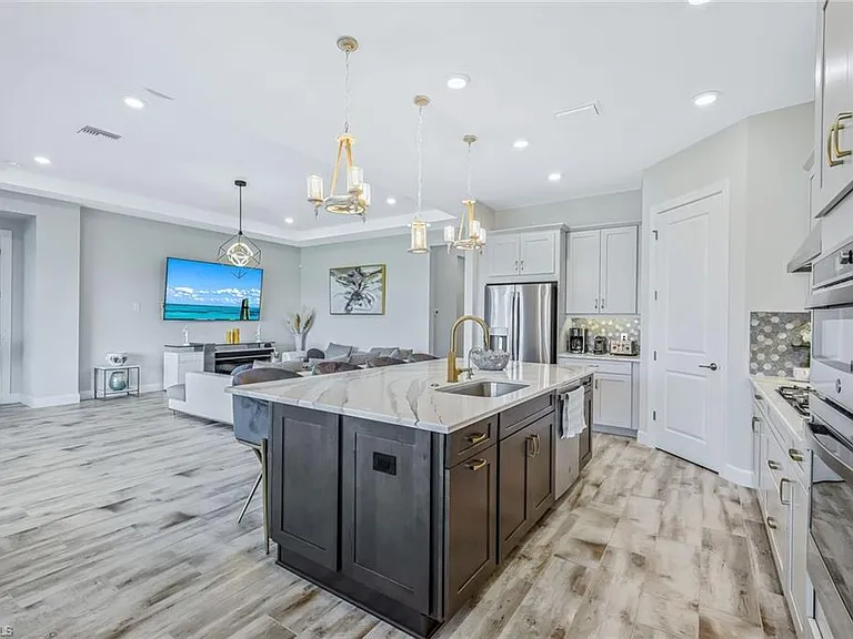 15495 Rio Ponace Ct — Photo 9