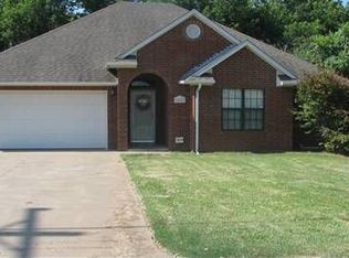 500 E Kirk St, Perkins, OK 74059
