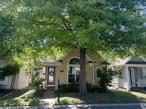 1339 Harbor Park Dr Photo 1