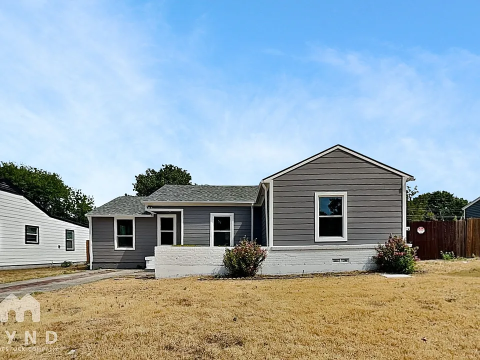 11427 Broadmoor Dr