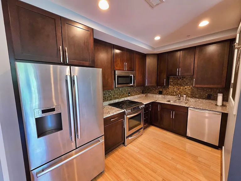 3404 13th St NW #201 — Photo 10